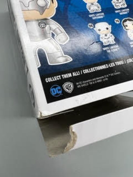 #237 Kyle Rayner (White Lantern) - Glow - DC Box Damaged Funko POP