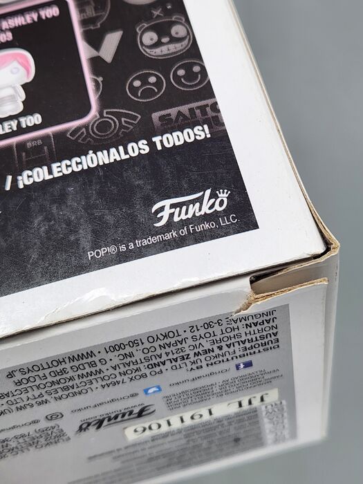 941 Kelly (S03 E04) - Black Mirror - Funko POP - Box Damaged