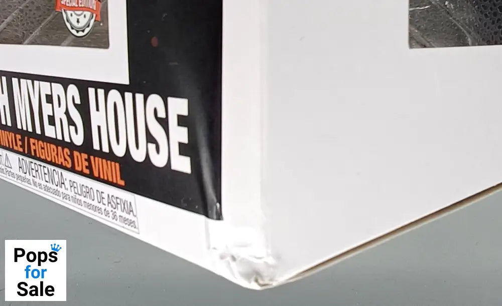 25 Michael Myers with Myers House Horror Town - Funko POP - Box Damaged