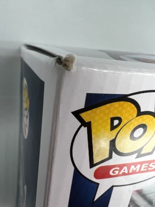 #30 Lady Sylvanas - Metallic - World of Warcraft Box Damaged Funko POP