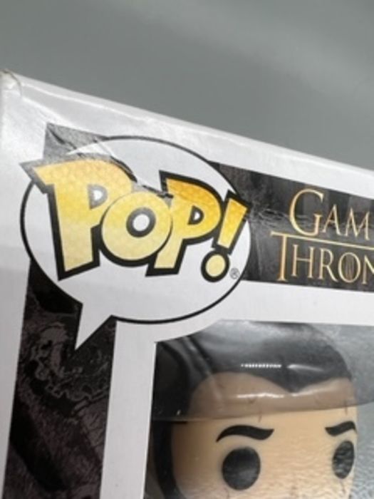 #80 Jon Snow (Battle) - Game of Thrones - Box Damaged Funko POP