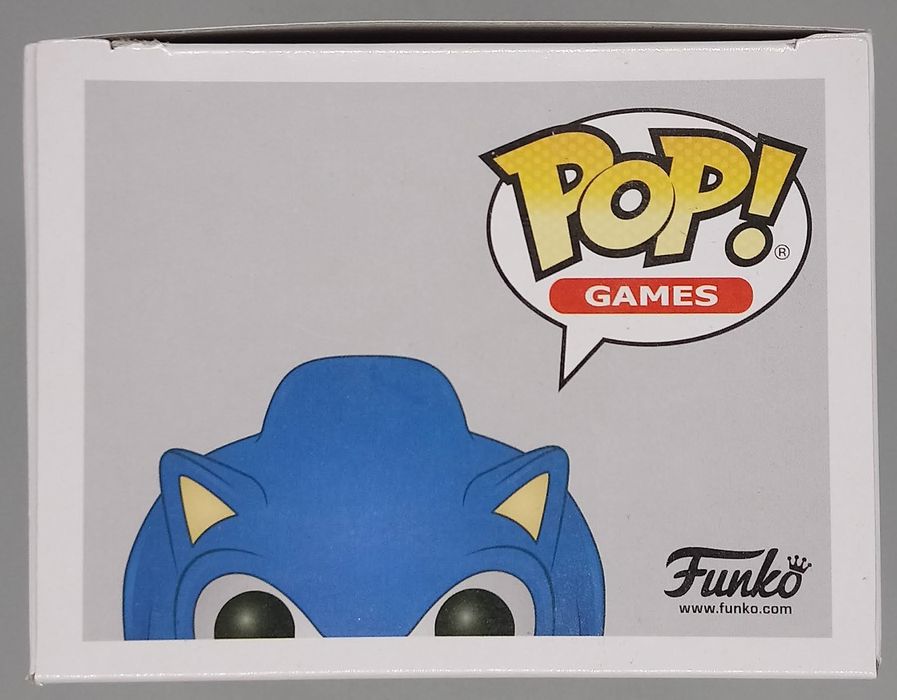 #283 Sonic with Ring - Sonic the Hedgehog Funko POP