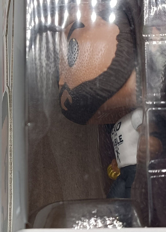 111 Roman Reigns (Head of the Table) - WWE - Funko POP - Box Damaged