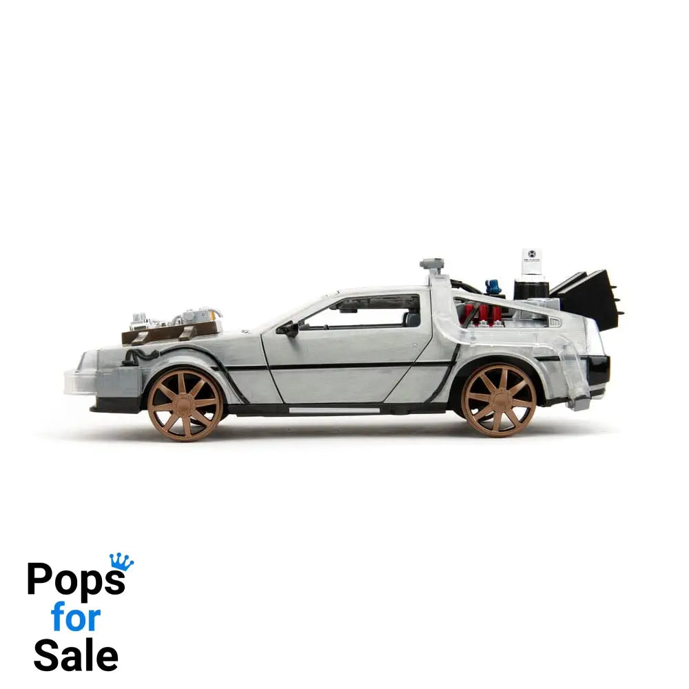 Back to the Future III Hollywood Rides Diecast Model 1/24 DeLorean Time Machine Railroad Wheels