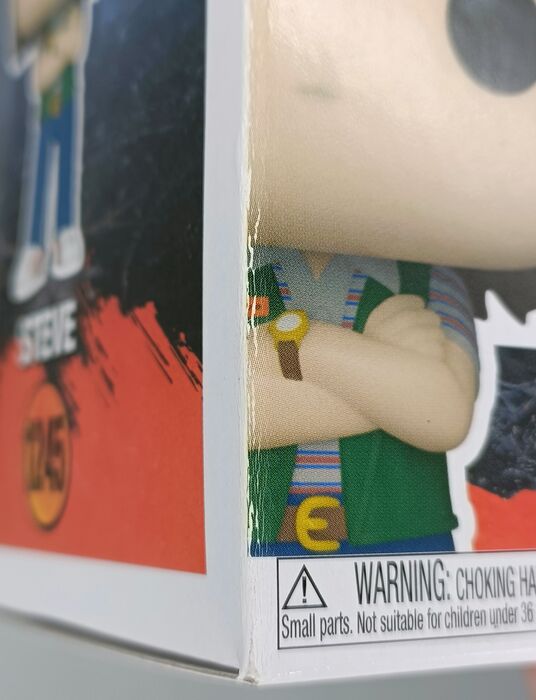 1245 Steve - Stranger Things Box Damaged Funko POP