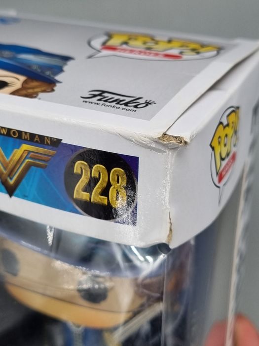 228 Etta Candy - DC Wonder Woman - Funko POP - Box Damaged