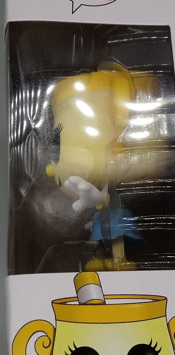 #416 Ms. Chalice - Cuphead - Box Damaged Funko POP