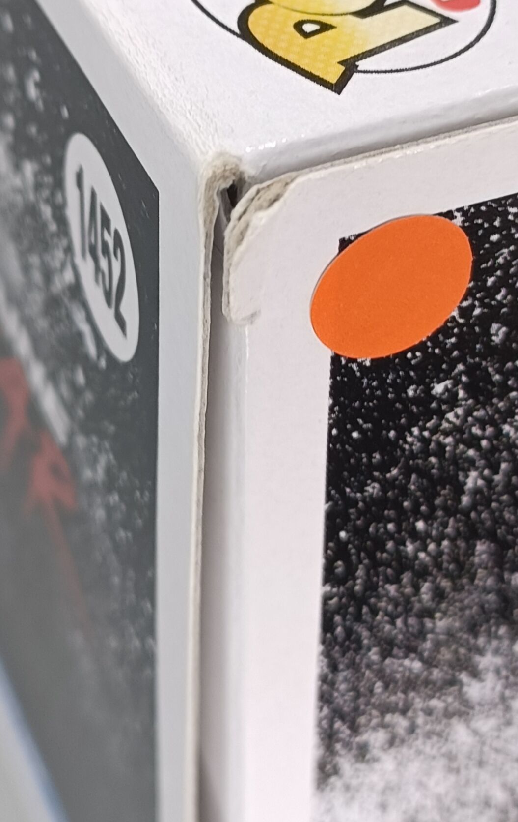 1452 Bear with Leg Movies - Cocaine Bear - Horror - Funko POP - Box Damaged