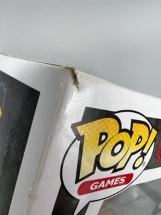 #195 Oscar Diaz - Gears of War - Box Damaged Funko POP