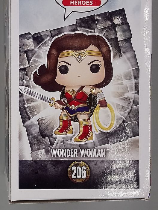 #206 Wonder Woman - DC Justice League - Box Damaged Funko POP