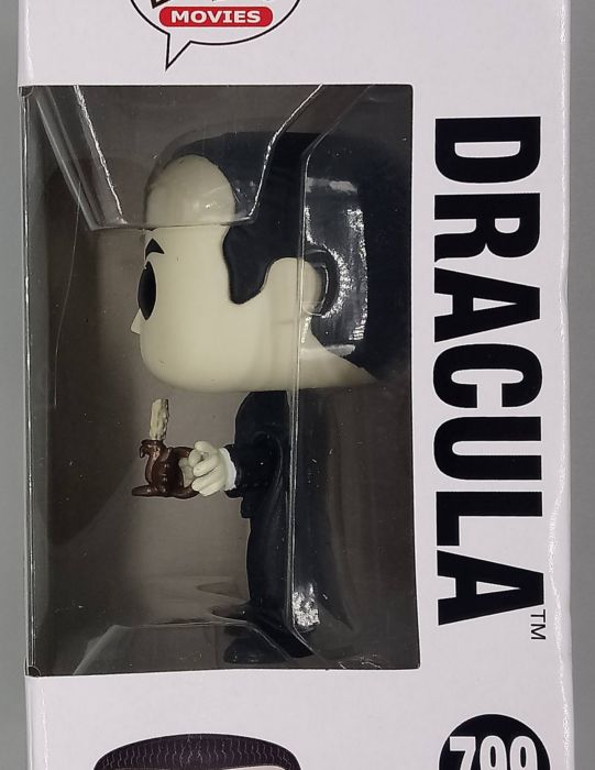 #799 Dracula (w/ Candle) - Universal Monsters - Box Damaged Funko POP