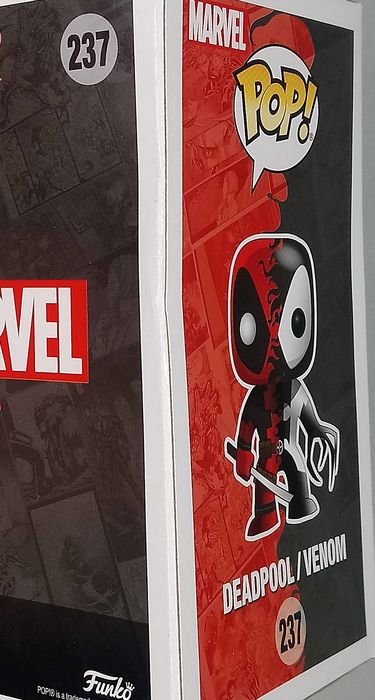 237 Deadpool / Venom - Metallic - Marvel - Funko POP - Box Damaged