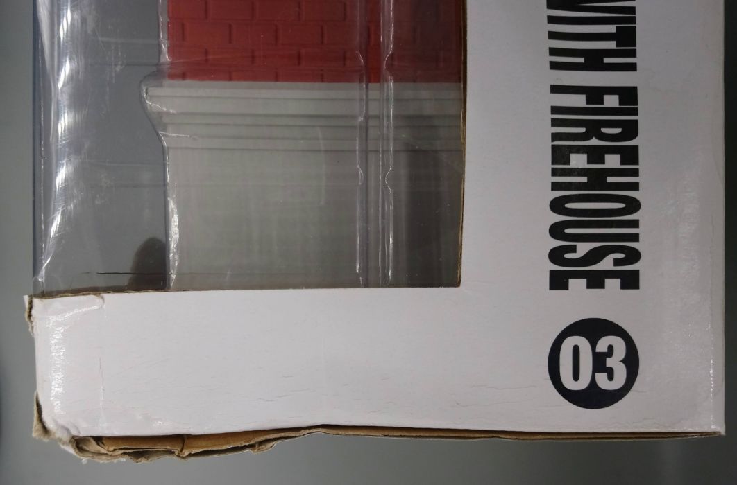 #03 Dr. Peter Venkman with Firehouse Ghostbusters Box Damaged Funko POP