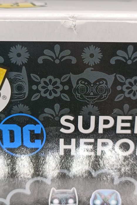 409 Batman - DC - Dia De Los Day of the Dead - Funko POP - Box Damaged