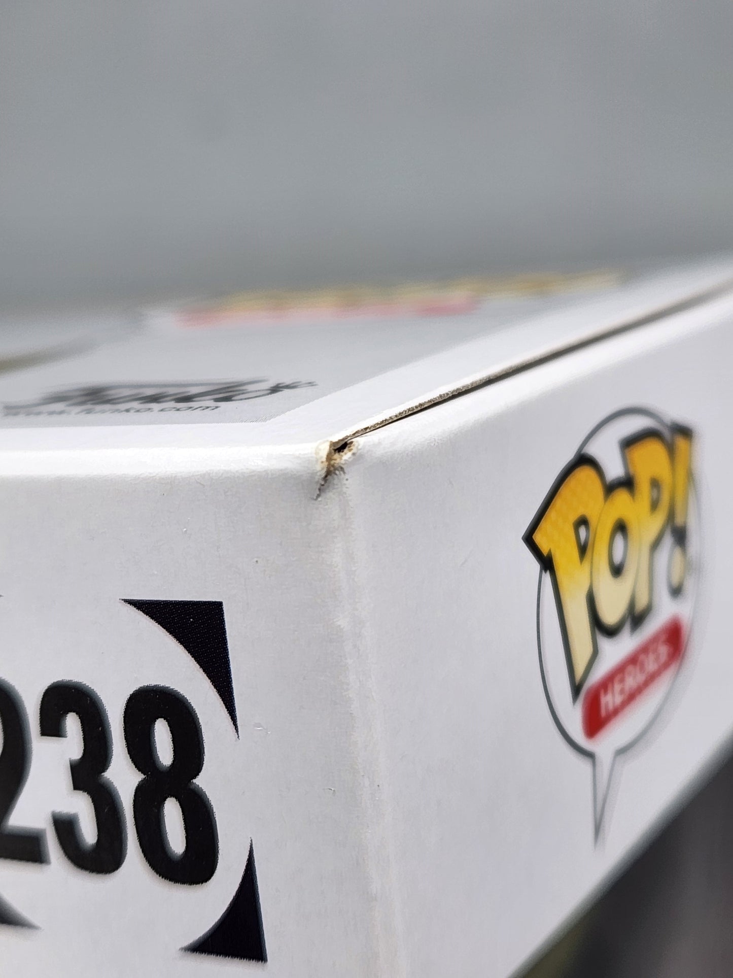 #238 Wonder Woman (from Flashpoint) - DC Super He Box Damaged Funko POP