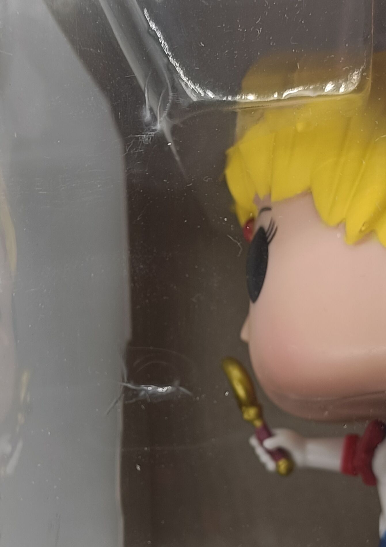 90 Sailor Moon (w/ Moon Stick & Luna) - Sailor Moon - Funko POP - Box Damaged