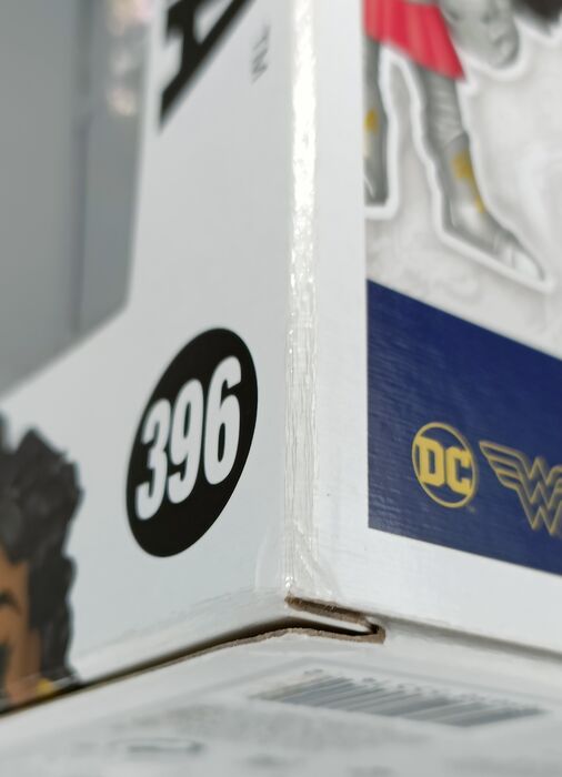 #396 Nubia - DC Wonder Woman - 2021 Con - Box Damaged Funko POP