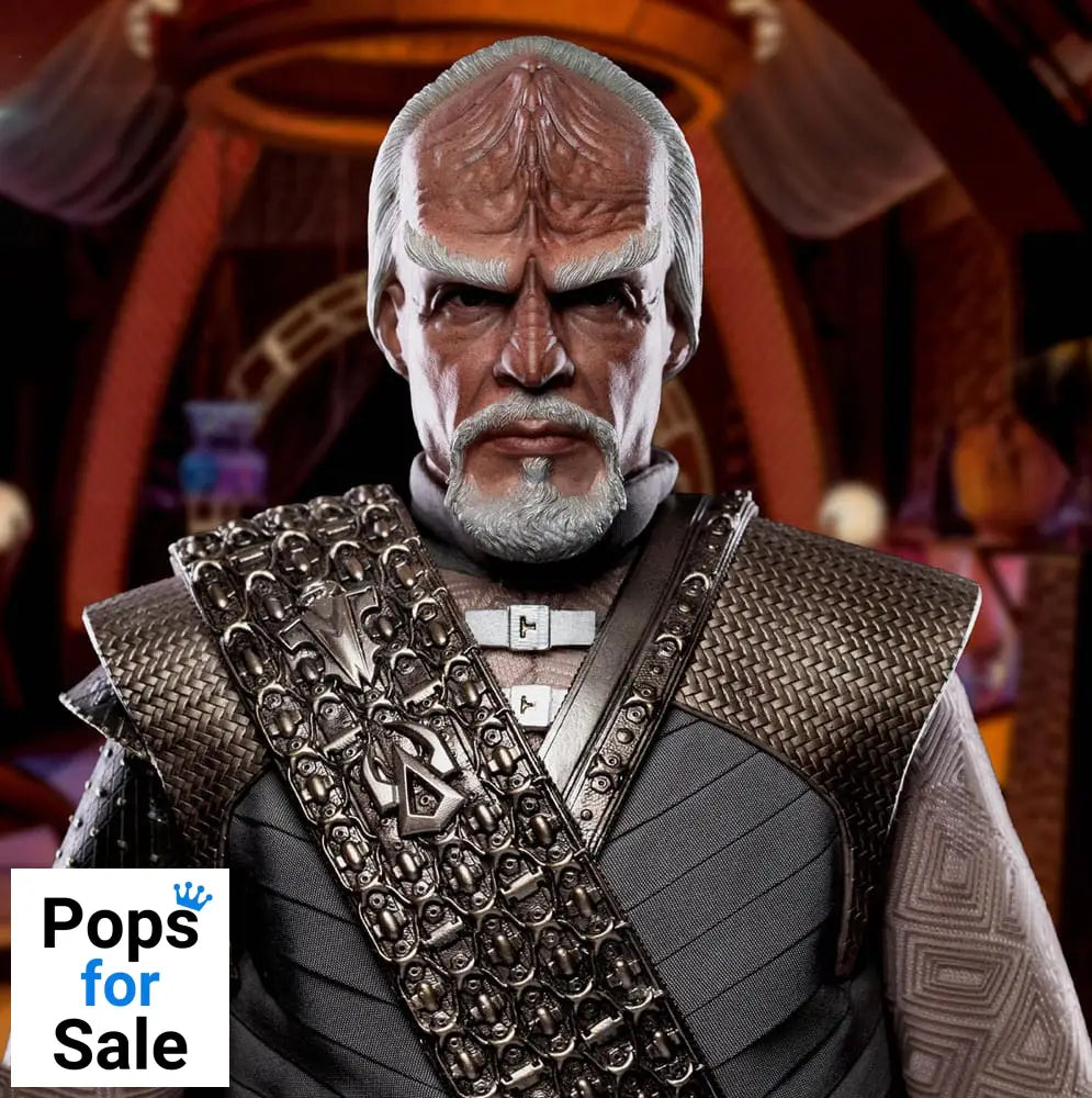 Star Trek: Picard Action Figure 1/6 Worf 30 cm