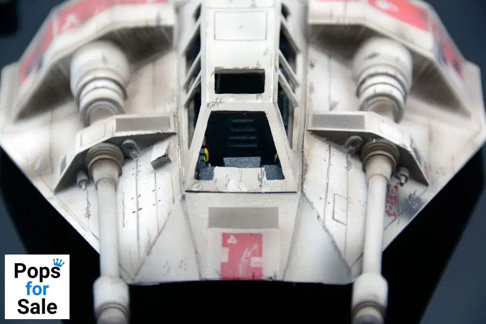 Star Wars Episode V 1/1 Replica Snowspeeder Crew Gift Replicas