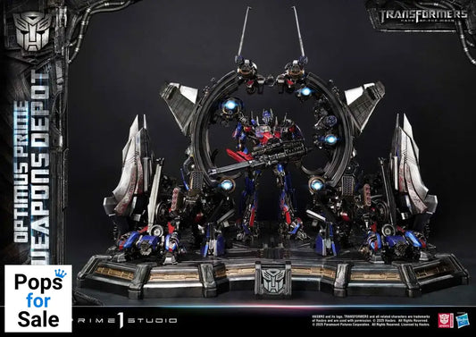 Transformers: Dark of the Moon (Film) Museum Masterline Statue Optimus Prime Weapons Depot 127 cm