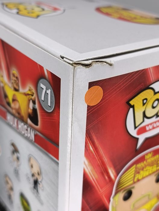 #71 Hulk Hogan (Hulkamania) - WWE - Box Damaged Funko POP