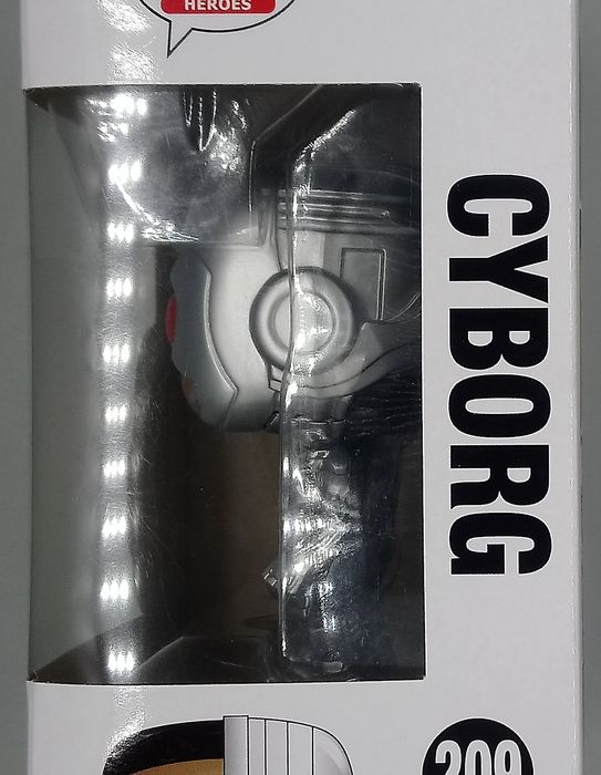 #209 Cyborg - DC Justice League - Box Damaged Funko POP