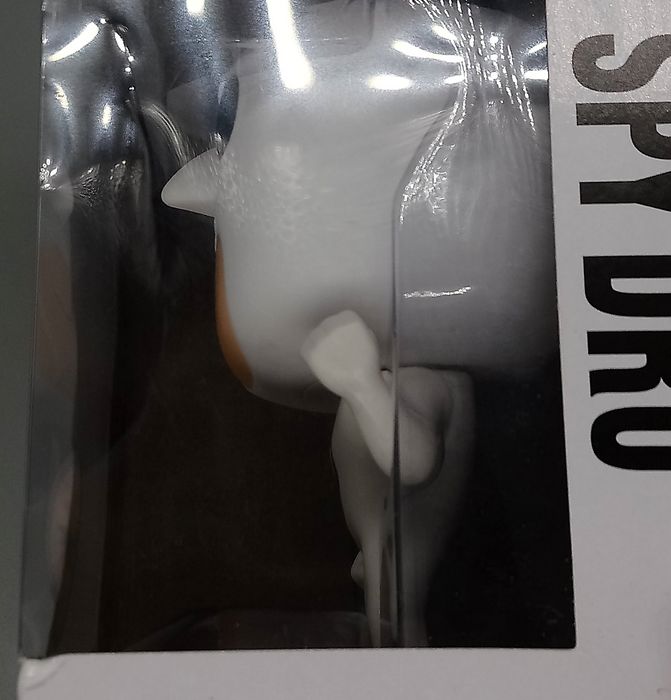 #421 Spy Dru - Chase Edition - Despicable Me 3 - Box Damaged Funko POP