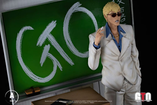 Great Teacher Onizuka Statue Onizuka Eikichi 36 cm