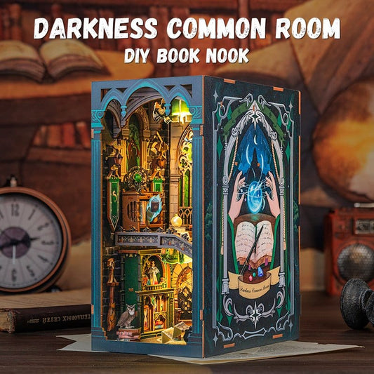 Book Nook Darkness Common Room 23 x 11 cm
