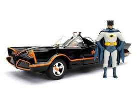 Batman Diecast Model 1/24 1966 Classic TV Series Batmobile with figure Vehicles