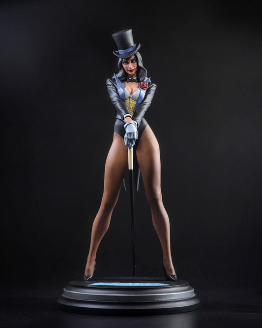 DC Direct DC Cover Girls Statue Zatanna by J. Scott Campbell 23 cm