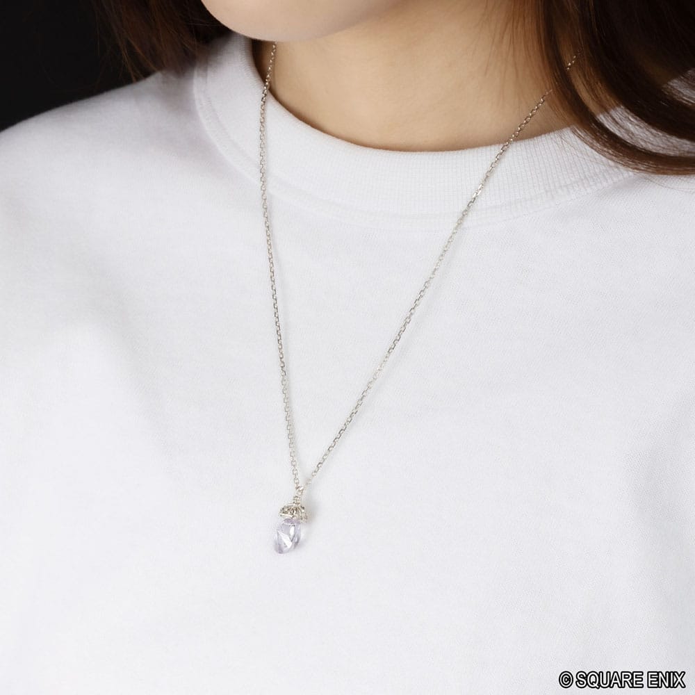 Final Fantasy IX Necklace with Pendant Garnet