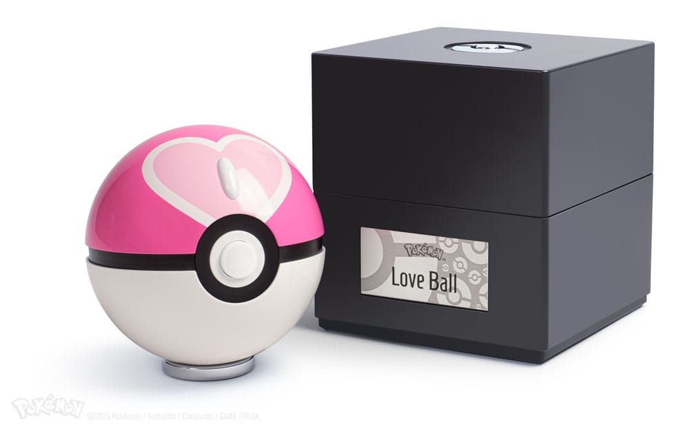 Pokémon Diecast Replica Love Ball Replicas