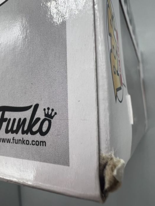 56 Asuka - WWE - 2018 Con - Box Damaged Funko POP