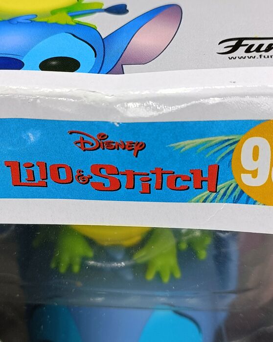 986 Stitch (with Frog) - Disney Lilo & Stitch - Box Damaged Funko POP