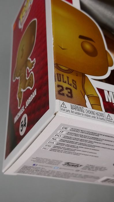 54 Michael Jordan (Slam Dunk- Bronze) NBA Chicago Funko POP - Box Damaged