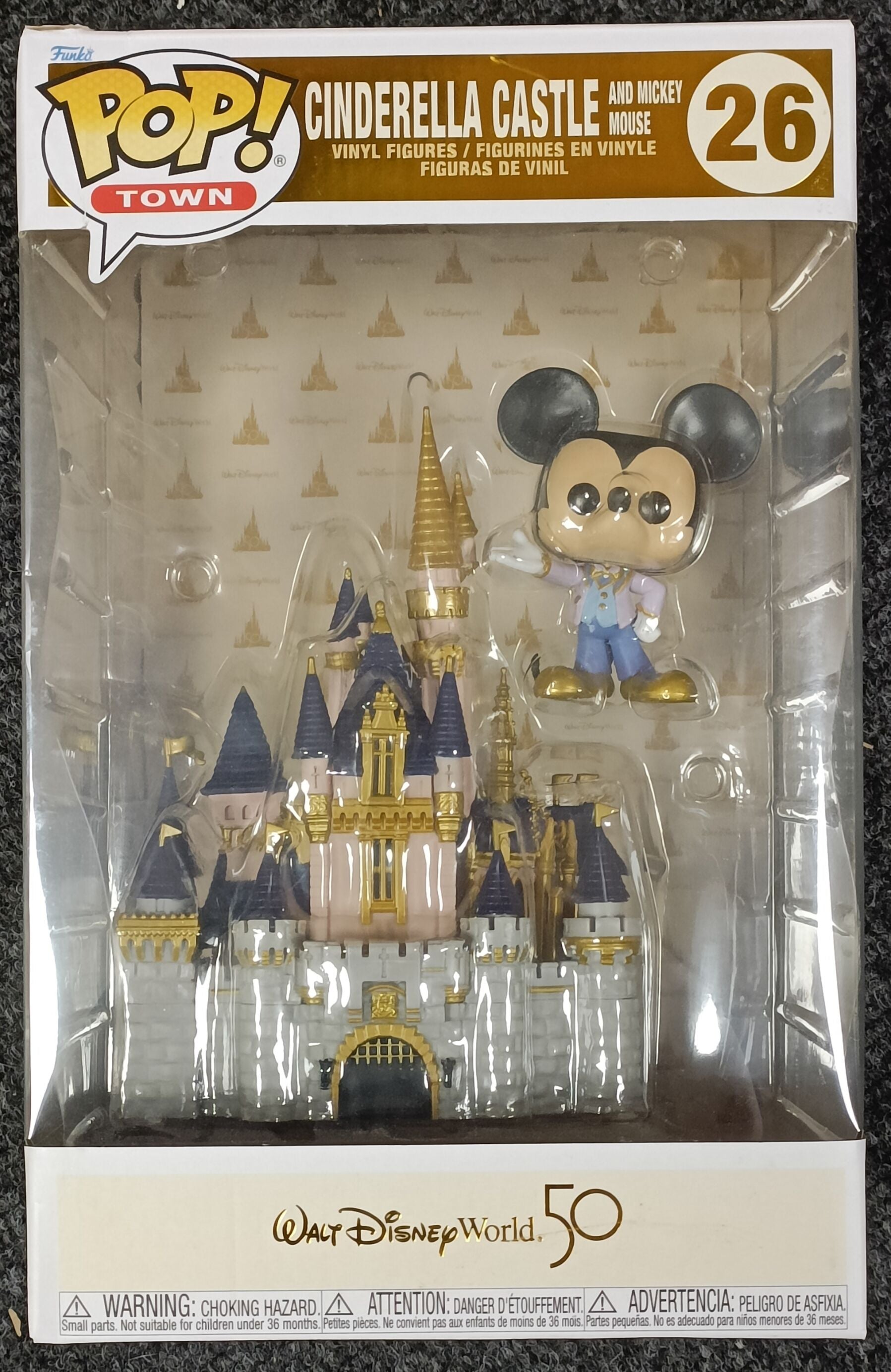 26 Cinderella Castle (and Mickey Mouse) Disney - Town - Funko POP - Box Damaged