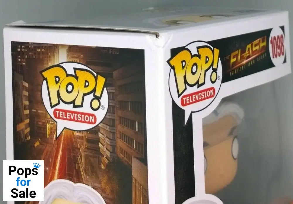 #1098 Killer Frost (w/ Daggers) - The Flash - Damaged Box Funko POP