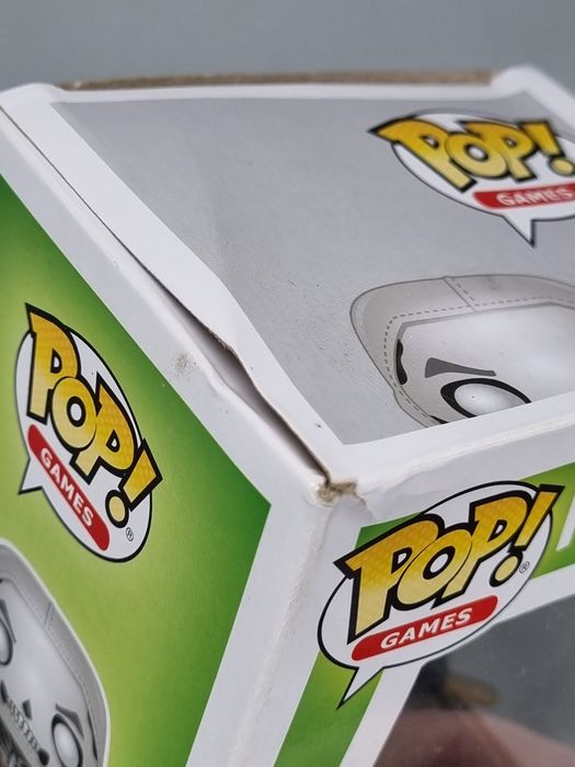 #438 Skull Trooper - Fortnite - Box Damaged Funko POP