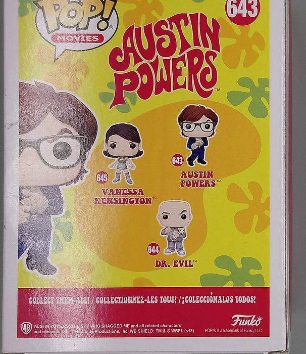 643 Austin Powers (Blue Suit) - Box Damaged Funko POP