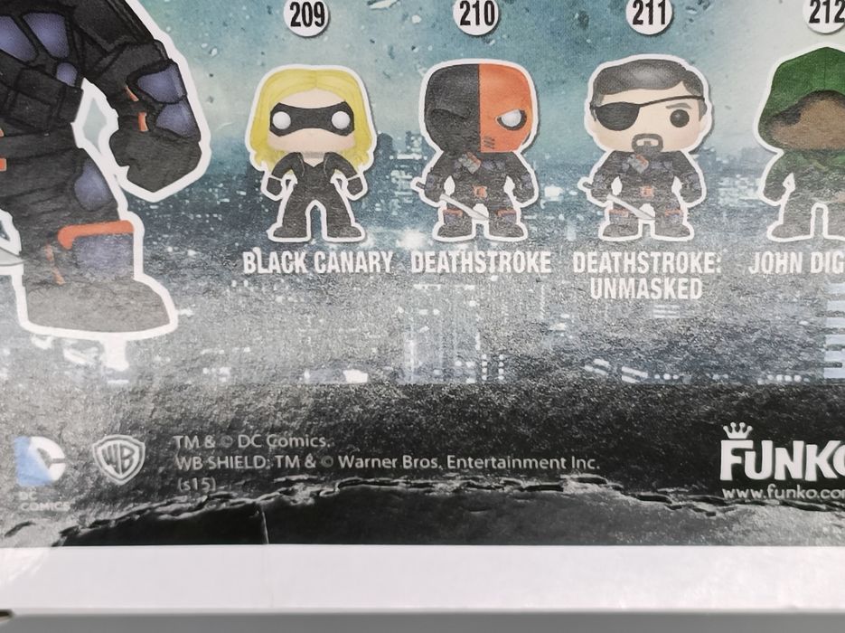 #210 Deathstroke - Arrow - Box Damaged Funko POP - PopsforSale.co.uk