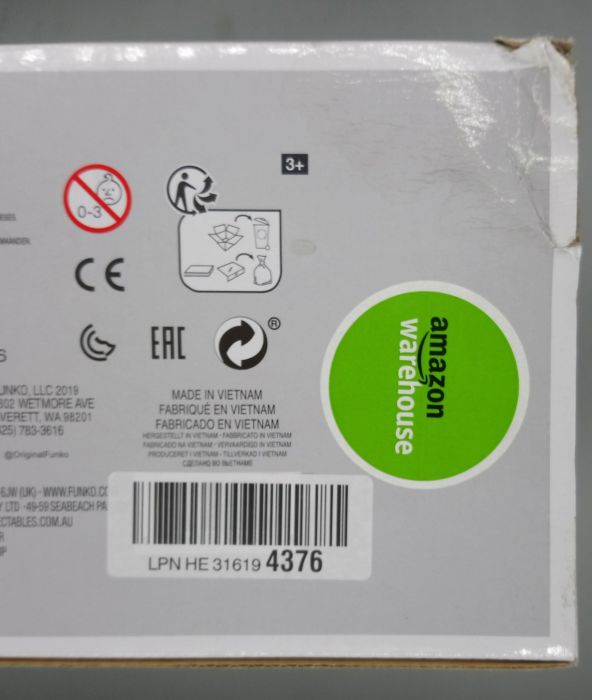 #03 Dr. Peter Venkman with Firehouse Ghostbusters Box Damaged Funko POP