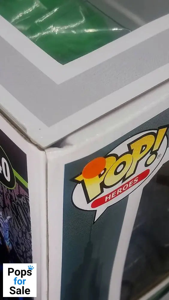 #240 The Joker (Hush) - Deluxe - DC Collection - Box Damaged Funko POP