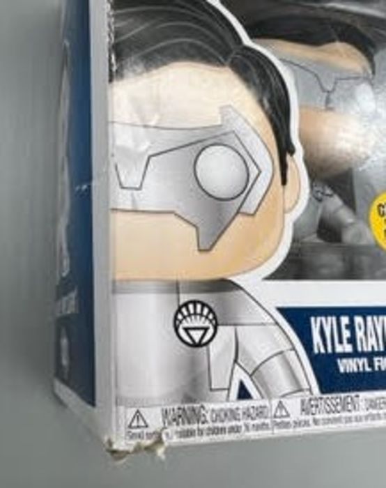 #237 Kyle Rayner (White Lantern) - Glow - DC Box Damaged Funko POP