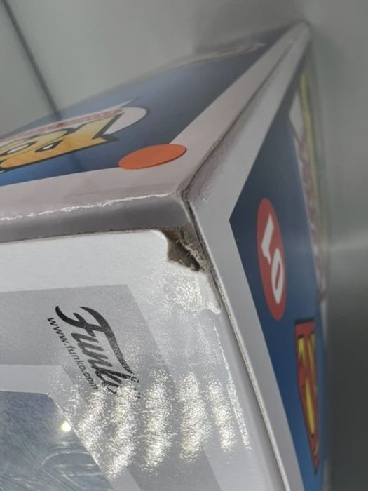 #01 Superman - Comic Covers - Box Damaged Funko POP