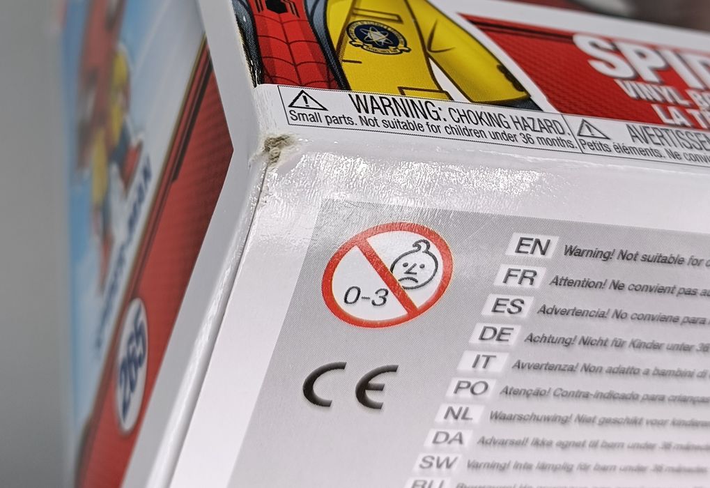 #265 SpiderMan (Headphones) Marvel SpiderMan Homecomi Box Damaged Funko POP