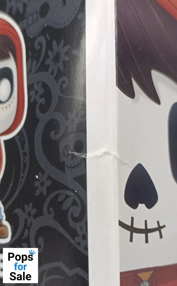 303 Miguel (Unmasked) - Chase - Disney Coco - Funko POP - Box Damaged