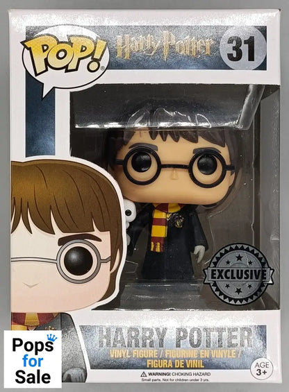 #31 Harry Potter (Robes w/ Hedwig) - Harry Potter Box Damaged Funko POP - PopsforSale.co.uk