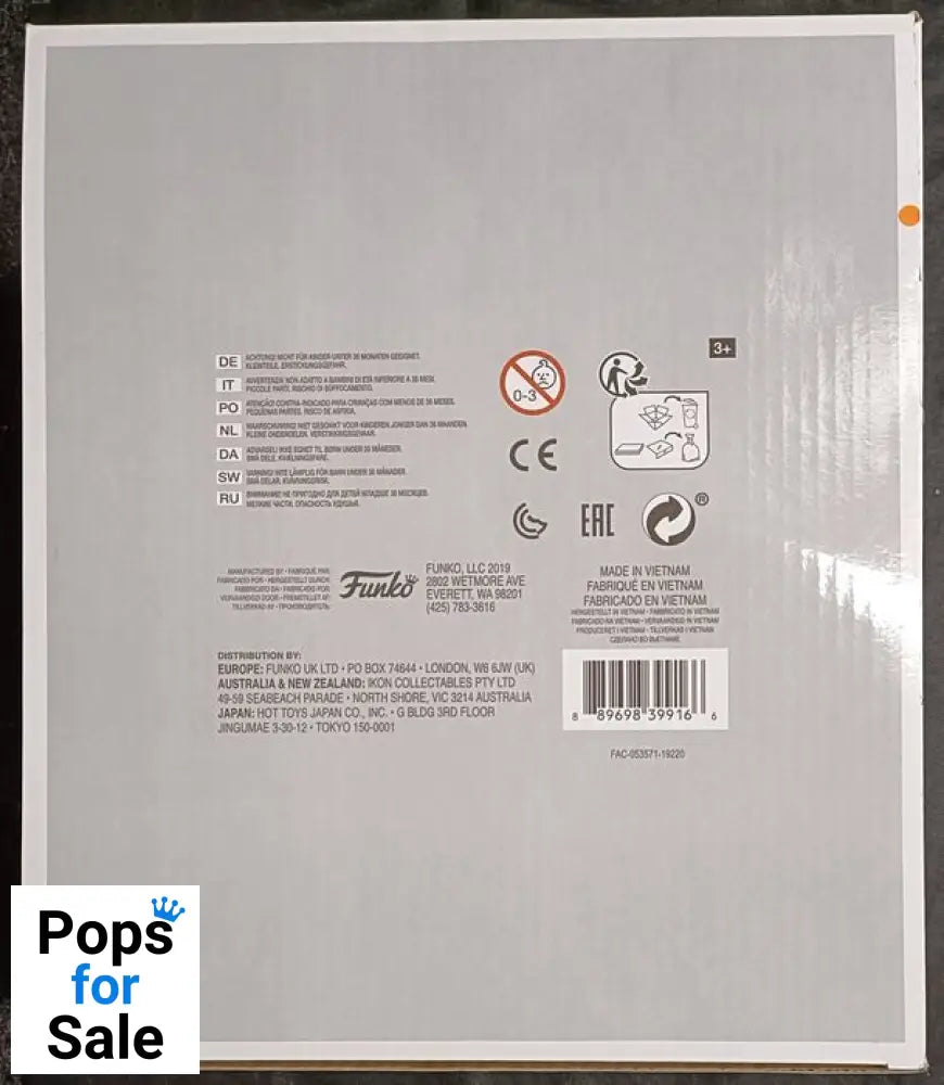 321 Han Solo in the Millennium Falcon Deluxe Star Wars - Box Damaged Funko POP