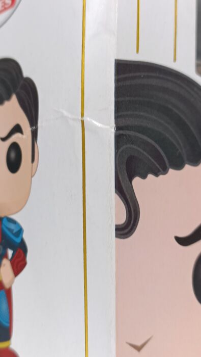 #402 Superman - DC - Imperial Palace - Box Damaged Funko POP